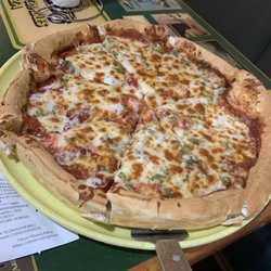 Untouchables Burgers Bakers & Pizza Makers - Large Deep dish pepperoni and green pepper pizza