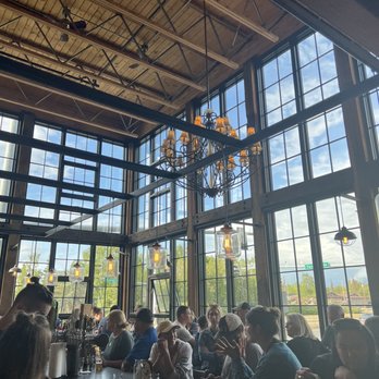 Rustic Goat - That chandelier though!! heart eyes - American Near Me - Anchorage, Alaska