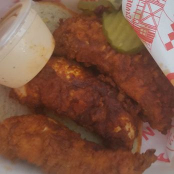 Clyde's Hot Chicken - Dryer than being left on read by girl who you DM after having a great conversation and get her IG.  sheeeesh! - Chicken Shop Near Me - Fullerton, California