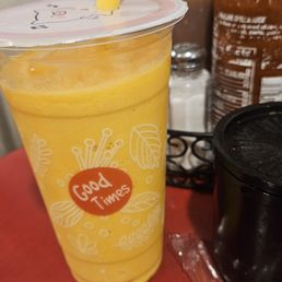 Mango smoothie