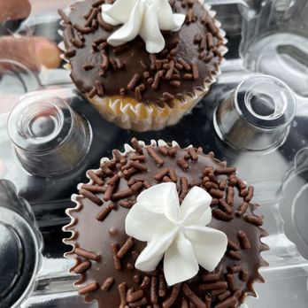 Garcia & Gavino - Boston Cream - always on the menu and always my favorite - Bakeries Near Me - Front Royal, Virginia