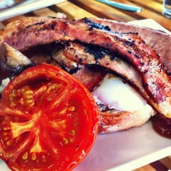 Cafe Auchenflower - Big Breakfast - two poached eggs, roast tomato, pork sausage, mushrooms and sour dough ($19)