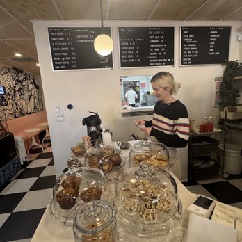 Lucille - Yummy treats at the counter - Breakfast & Brunch Near Me - Modesto, California