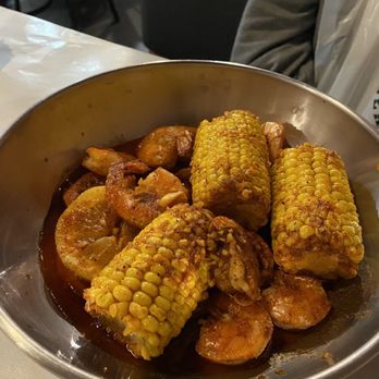 Cap't Loui - Shrimp Head Off and Corn on the Cob - Seafood Near Me - Cupertino, California