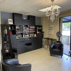 Werks Salon Aveda - Color Room