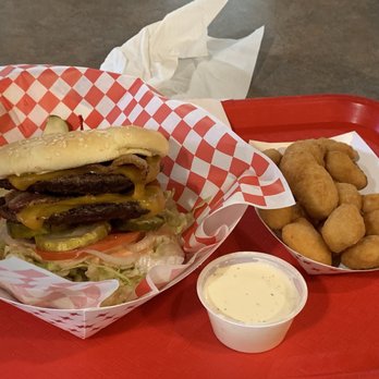 Ashton's Burger Barn - Burger from god, attached to a butcher. You can not go wrong. - American Near Me - Delta, Utah