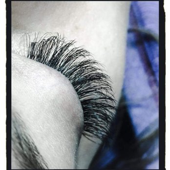 Pretty Girl Modifications - Lashes with a hint of blue - Eyelash Service Near Me