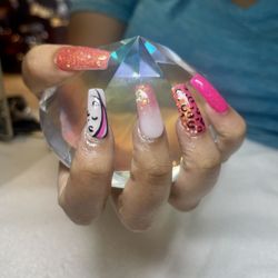 Polish Nails and Spa