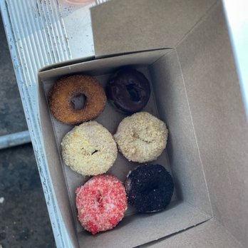 Holey Moley Mini Donuts - I order 6 mini donuts - Food Stands Near Me Holey Moley Mini Donuts - I order 6 mini donuts - Food Stands Near Me