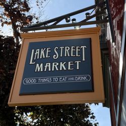 Gildas' Lake Street Bakery - Entrance.