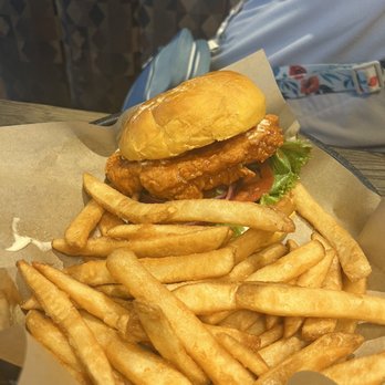 Chubby's Cafe - Buffalo chicken sandwich and regular fries - Burgers Near Me - Orem, Utah