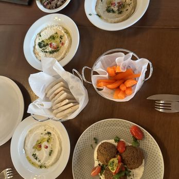 Levant Bistro - Falafel, hummus, labneh, babaghanoush - Gluten-Free Near Me - Los Angeles, California Levant Bistro - Falafel, hummus, labneh, babaghanoush - Gluten-Free Near Me - Los Angeles, California