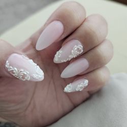 Wedding trial nails