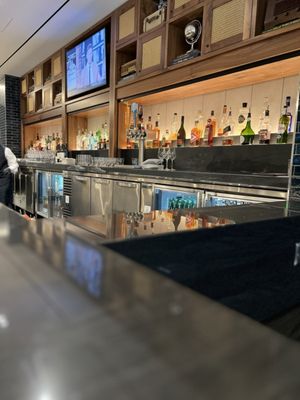 The Centurion Lounge by null