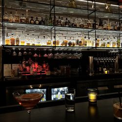 Truss Crafted Food & Drink - Bar area