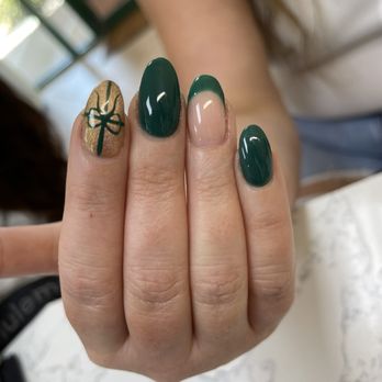 La Vina Nails - Christmas nails - Waxing Near Me - Deltona, Florida La Vina Nails - Christmas nails - Waxing Near Me - Deltona, Florida