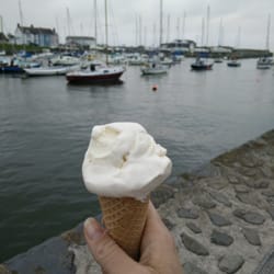 The Hive - Honey ice cream with orange at the Quay