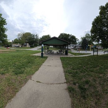 Everett Park - Panoramic picture by the Splash Park side - 5-28-2025 - Parks Near Me - Bellevue, Nebraska