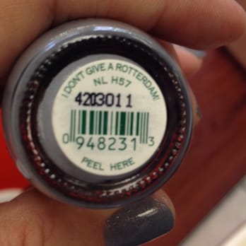 Deluxe Nails & Spa - Love this color - Nail Salons Near Me - Everett, Washington