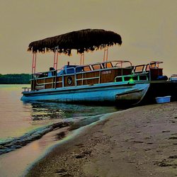 Lake Lanier Water Taxi