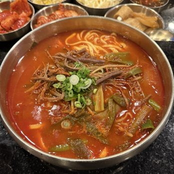 Daeho Kalbijjim and Beef Soup - Yuk kal Myun - Korean Near Me - Bellevue, Washington Daeho Kalbijjim and Beef Soup - Yuk kal Myun - Korean Near Me - Bellevue, Washington