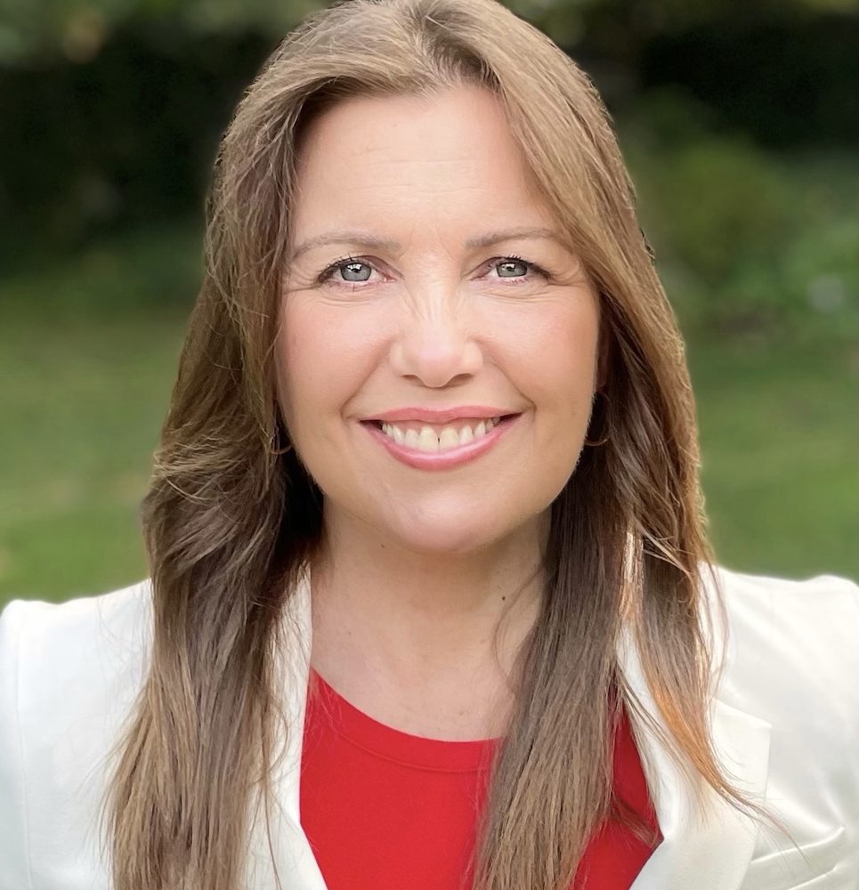 JILL MCDOWELL DOUGLAS ELLIMAN REAL ESTATE Updated April 2024 200 W Main St, Smithtown, New