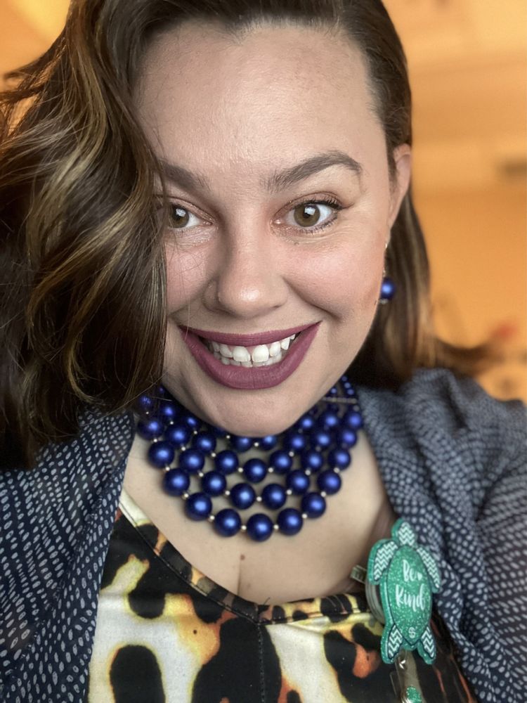 Elizabeth Ashley Hostetter - grief counselor in Huntington, WV