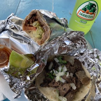 Las Trancas - Lengua taco, chorizo burrito - Mexican Near Me - Austin, Texas Las Trancas - Lengua taco, chorizo burrito - Mexican Near Me - Austin, Texas
