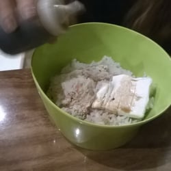 Sushi & Salads