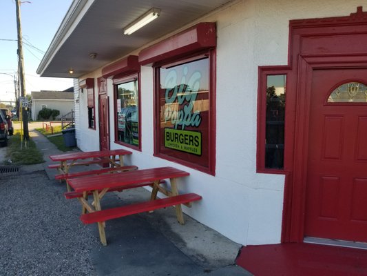 Big Poppa Burgers Chicken & Waffles by null