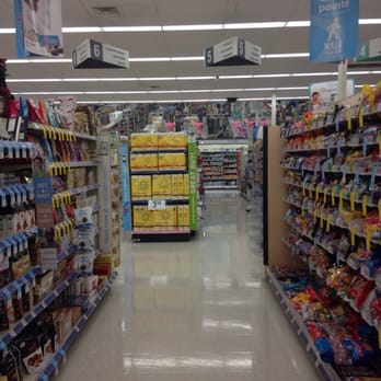 Walgreens - a grocery store aisle with a variety of products - Drugstores Near Me - Cleveland, Mississippi