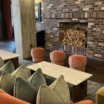 The Hoxton - Lobby - Hotels Near Me - Portland, Oregon The Hoxton - Lobby - Hotels Near Me - Portland, Oregon