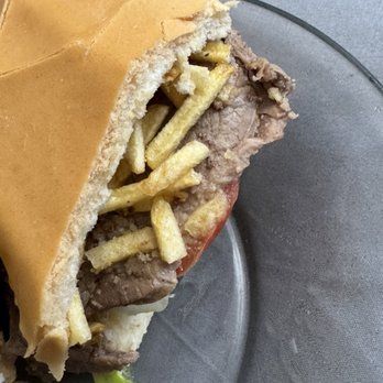 El Kiosko Latin Cafe - STEAK SANDWICH / PAN CON BISTEC - Cuban Near Me - North Miami, Florida El Kiosko Latin Cafe - STEAK SANDWICH / PAN CON BISTEC - Cuban Near Me - North Miami, Florida