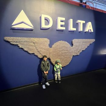 Delta Flight Museum - Museums Near Me - Hapeville, Georgia