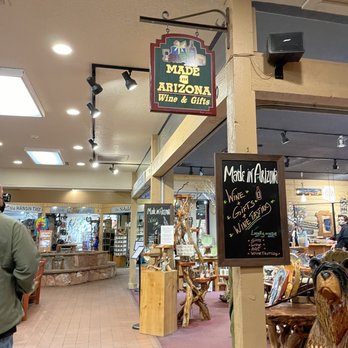 The Hangin Tree - Gift Shops Near Me - Sedona, Arizona