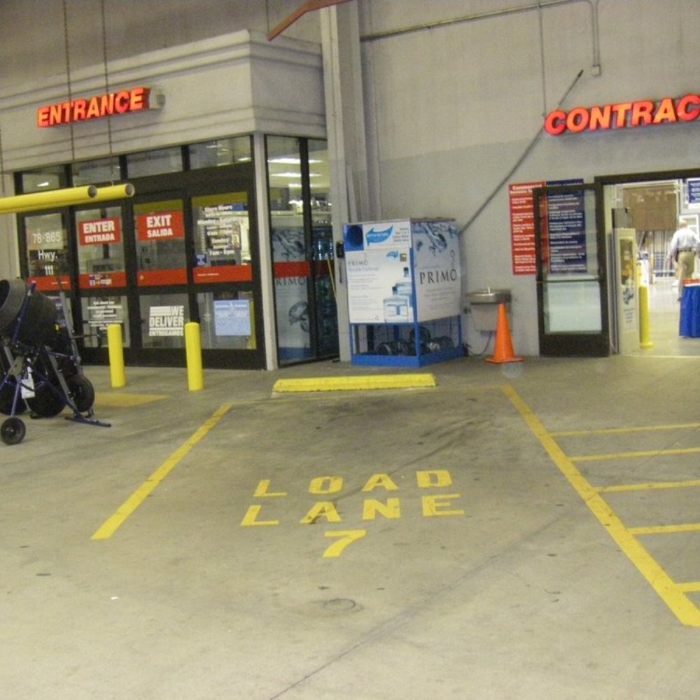 Lowe's Home Improvement - Lowe's contractor entrance, indoor parking!!! - Hardware Stores Near Me - La Quinta, California Lowe's Home Improvement - Lowe's contractor entrance, indoor parking!!! - Hardware Stores Near Me - La Quinta, California