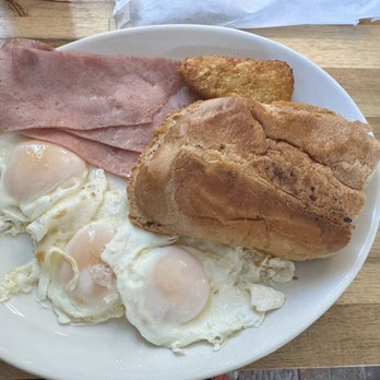 Eve La Cubanita - Eggs -ham -hash brown  and toast - Coffee & Tea Near Me - St. Cloud, Florida