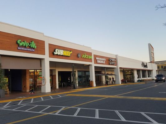 PARK ROAD SHOPPING CENTER - 34 Photos & 30 Reviews - Shopping Centers - 4201 Park Rd, Charlotte