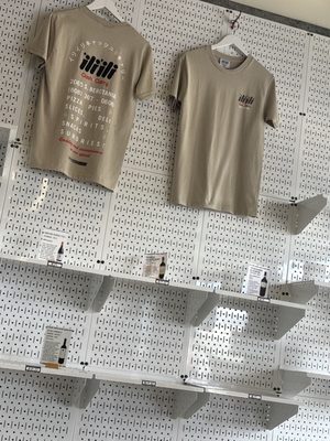 'ili'ili Cash & Carry by null