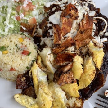 D'Nuez - Mole Chilaquiles with chicken - New Mexican Cuisine Near Me - Chicago, Illinois D'Nuez - Mole Chilaquiles with chicken - New Mexican Cuisine Near Me - Chicago, Illinois