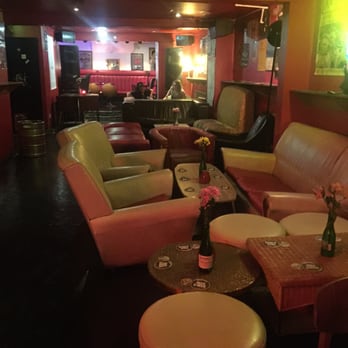 Big Hands - Pubs Near Me - Manchester, XGM Big Hands - Pubs Near Me - Manchester, XGM