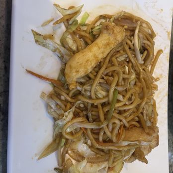 La Mint - Vietnamese Kitchen - M3. Chicken Chow mein - Vietnamese Near Me - Reno, Nevada La Mint - Vietnamese Kitchen - M3. Chicken Chow mein - Vietnamese Near Me - Reno, Nevada