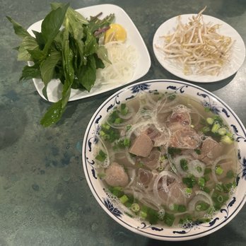 Pho Tri Vietnamese Restaurant - Combination pho - Vietnamese Near Me - Honolulu, Hawaii Pho Tri Vietnamese Restaurant - Combination pho - Vietnamese Near Me - Honolulu, Hawaii