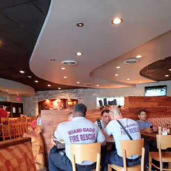 La Esquina del Lechón - Cuban Near Me - Doral, Florida La Esquina del Lechón - Cuban Near Me - Doral, Florida