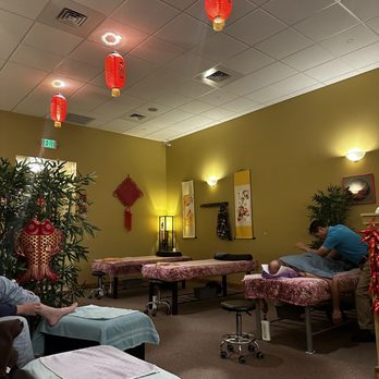O Chi Spa - Body massage area. - Massage Near Me - Littleton, Colorado O Chi Spa - Body massage area. - Massage Near Me - Littleton, Colorado