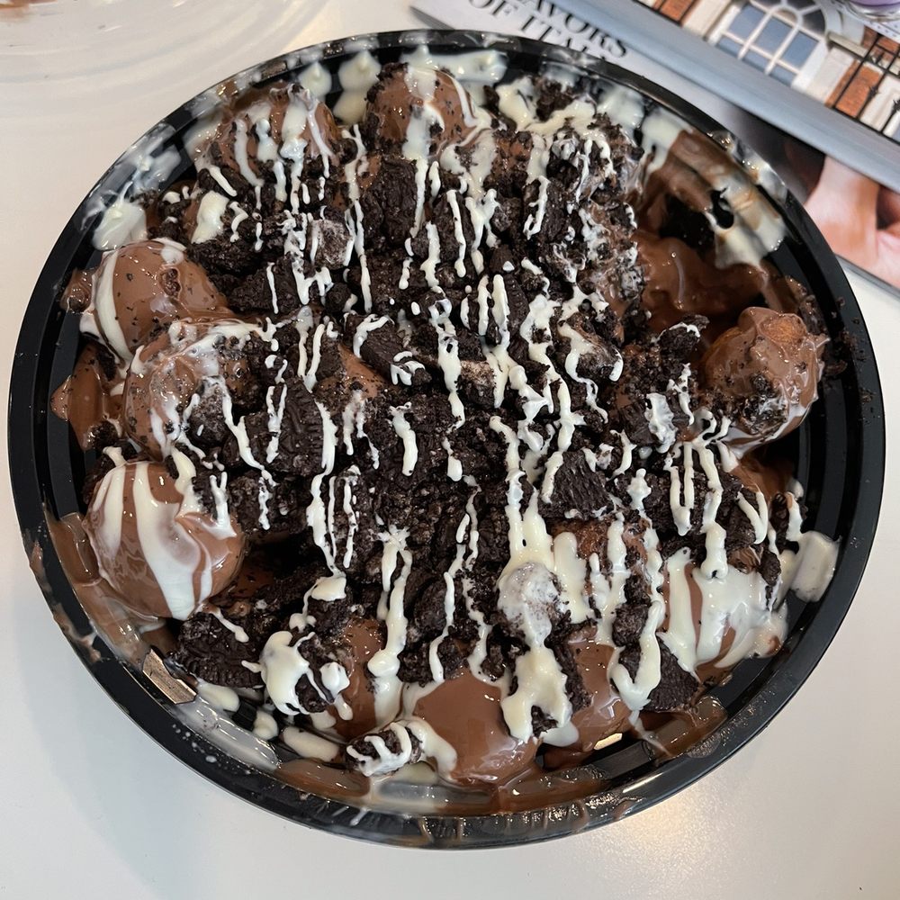 Dot Sugar - Oreo Lokma - Desserts Near Me - Beaverton, Oregon