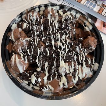 Dot Sugar - Oreo Lokma - Desserts Near Me - Beaverton, Oregon Dot Sugar - Oreo Lokma - Desserts Near Me - Beaverton, Oregon