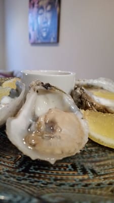 Locals Seafood - State Farmers Market by null