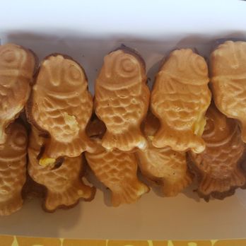 White Windmill - Fish cookies!!! - Bakeries Near Me - Doraville, Georgia