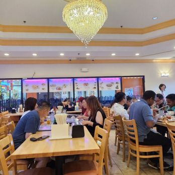 Hai Duong - 9/2/23 Busy busy. - Vietnamese Near Me - Falls Church, Virginia Hai Duong - 9/2/23 Busy busy. - Vietnamese Near Me - Falls Church, Virginia